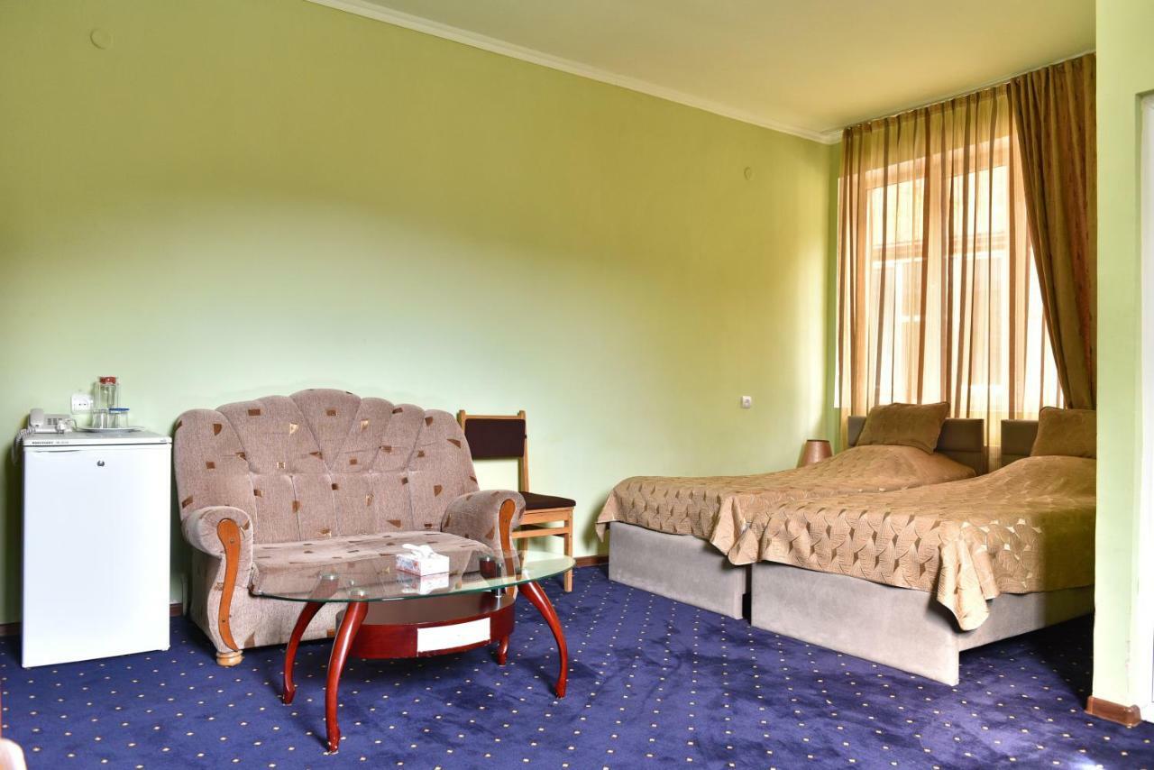 Greenwood Hotel Dilijan Exterior photo